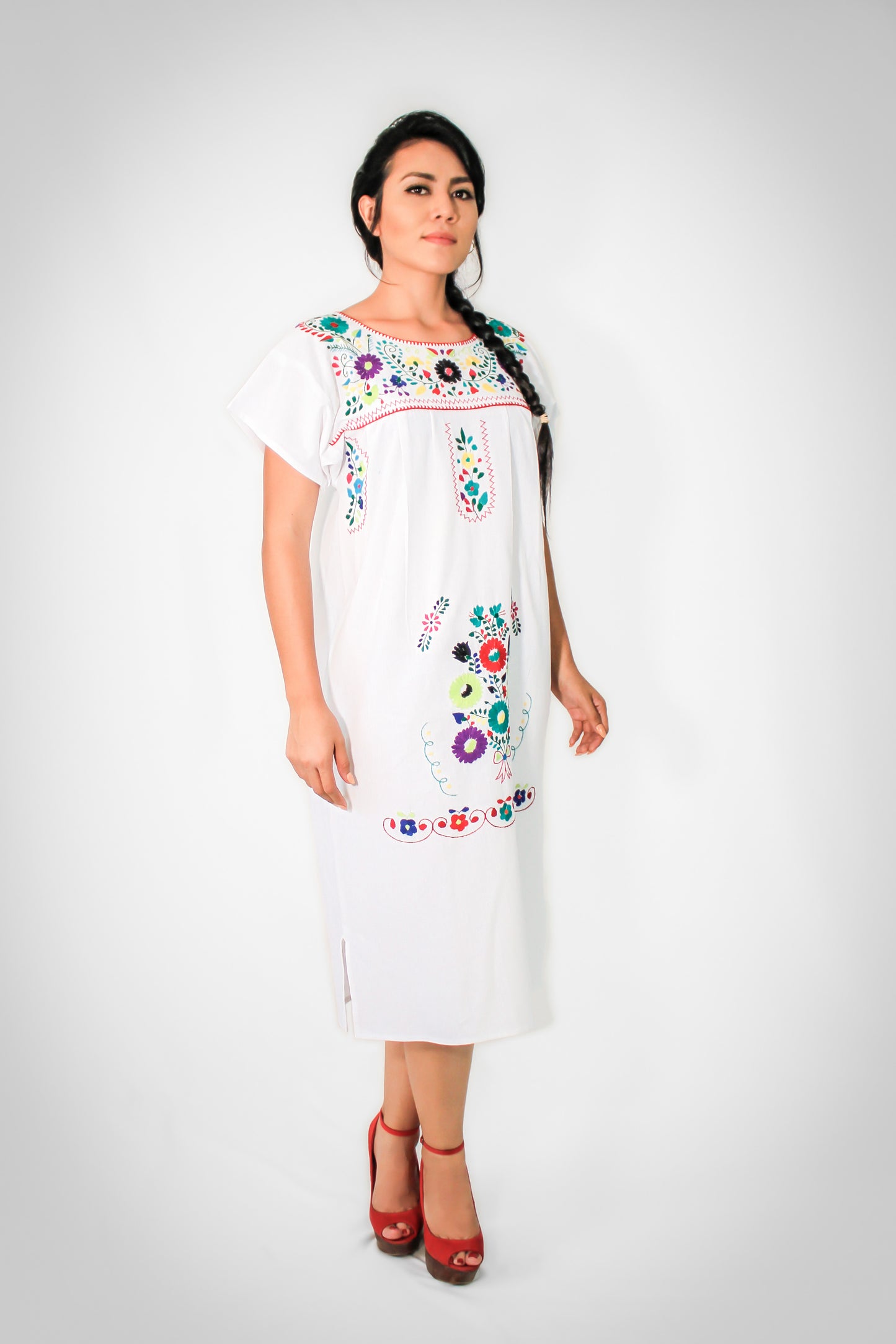 Mexican long cotton dress - White hand embroidered